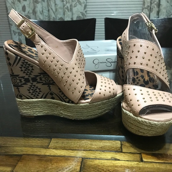 Shoes - Picture 3 of 5